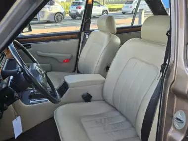 thumbnail_1000010691 -  - JAGUAR XJ6 4.2 VANDEN PLAS "58000 KM"