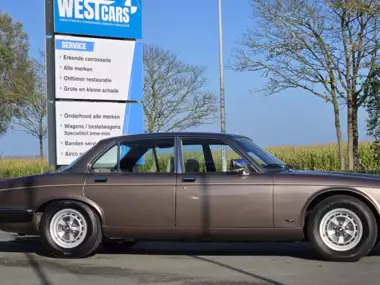 thumbnail_1000010684 -  - JAGUAR XJ6 4.2 VANDEN PLAS "58000 KM"