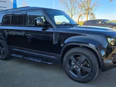 710742260_1400758085194500_3638046255644686759_n -  - LAND ROVER DEFENDER 110 D200 SE AWD AUTO