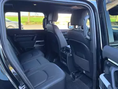 710098168_1400758301861145_5626801515777181981_n -  - LAND ROVER DEFENDER 110 D200 SE AWD AUTO